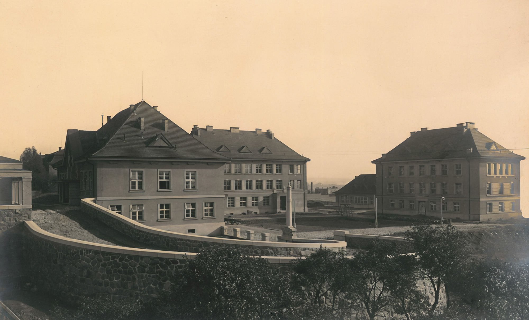 SZÚ v den otevření